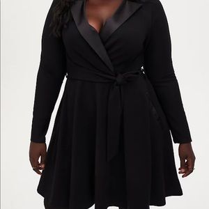 Black Long Sleeve Tuxedo Skater Dress